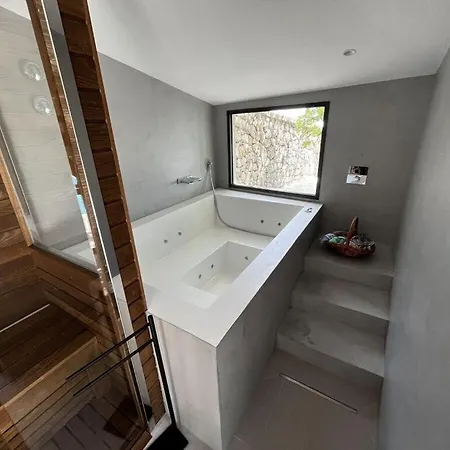 Z Comfortable Hotel